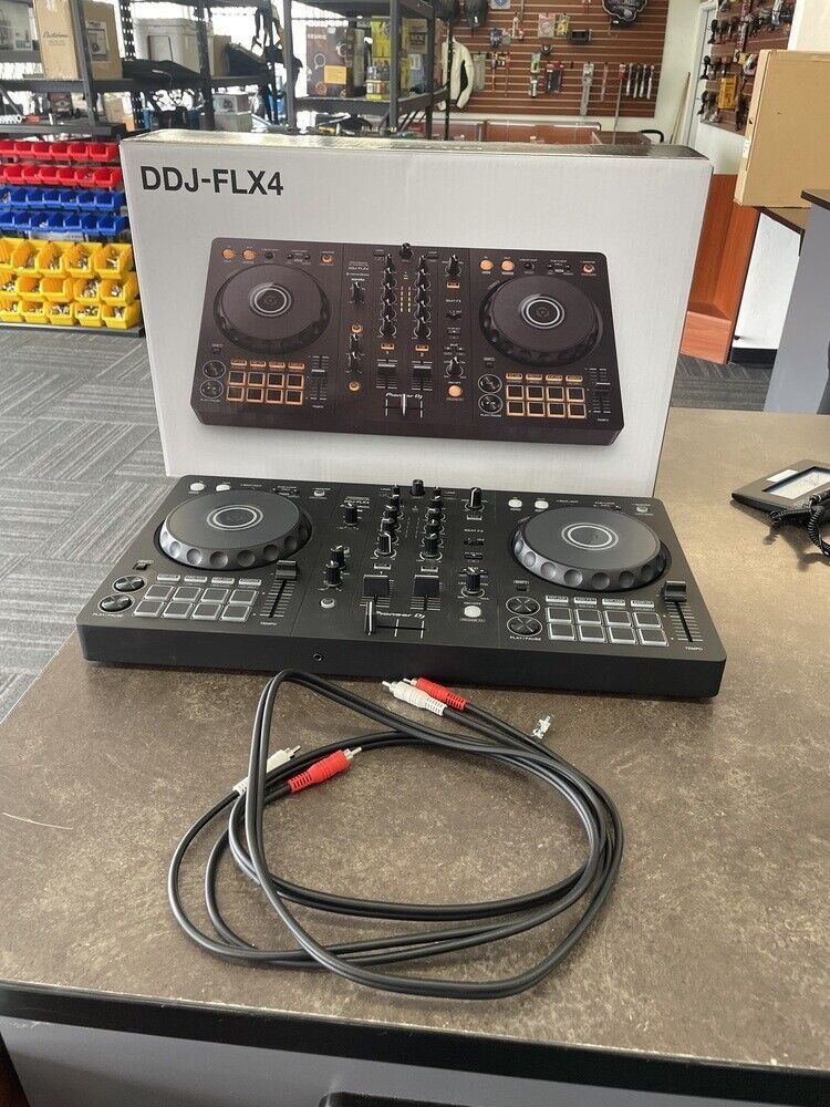 Pioneer DDJ FLX4 como Nova
