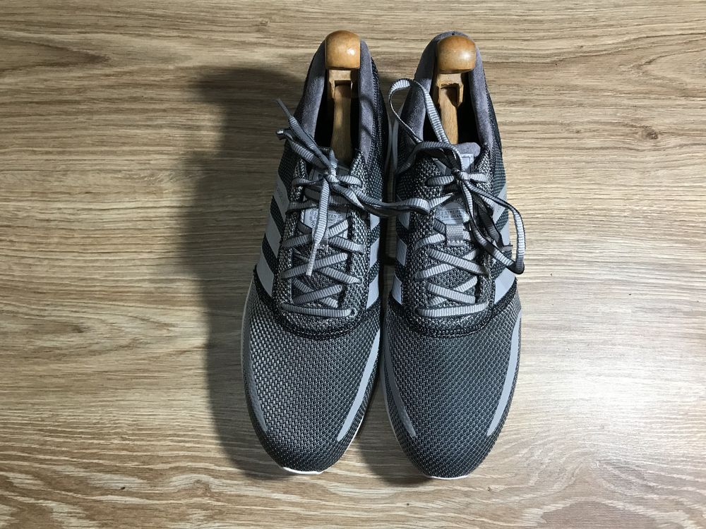 Чоловіччі кросівки adidas los angeles розмір 47(30,5 см.)