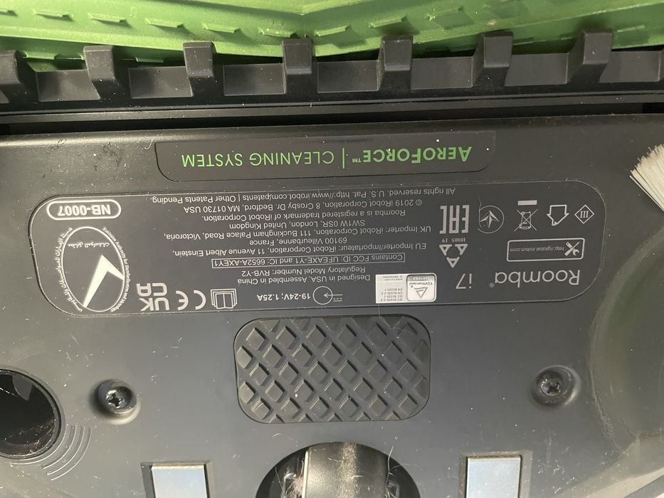 Irobot roomba i7 plus