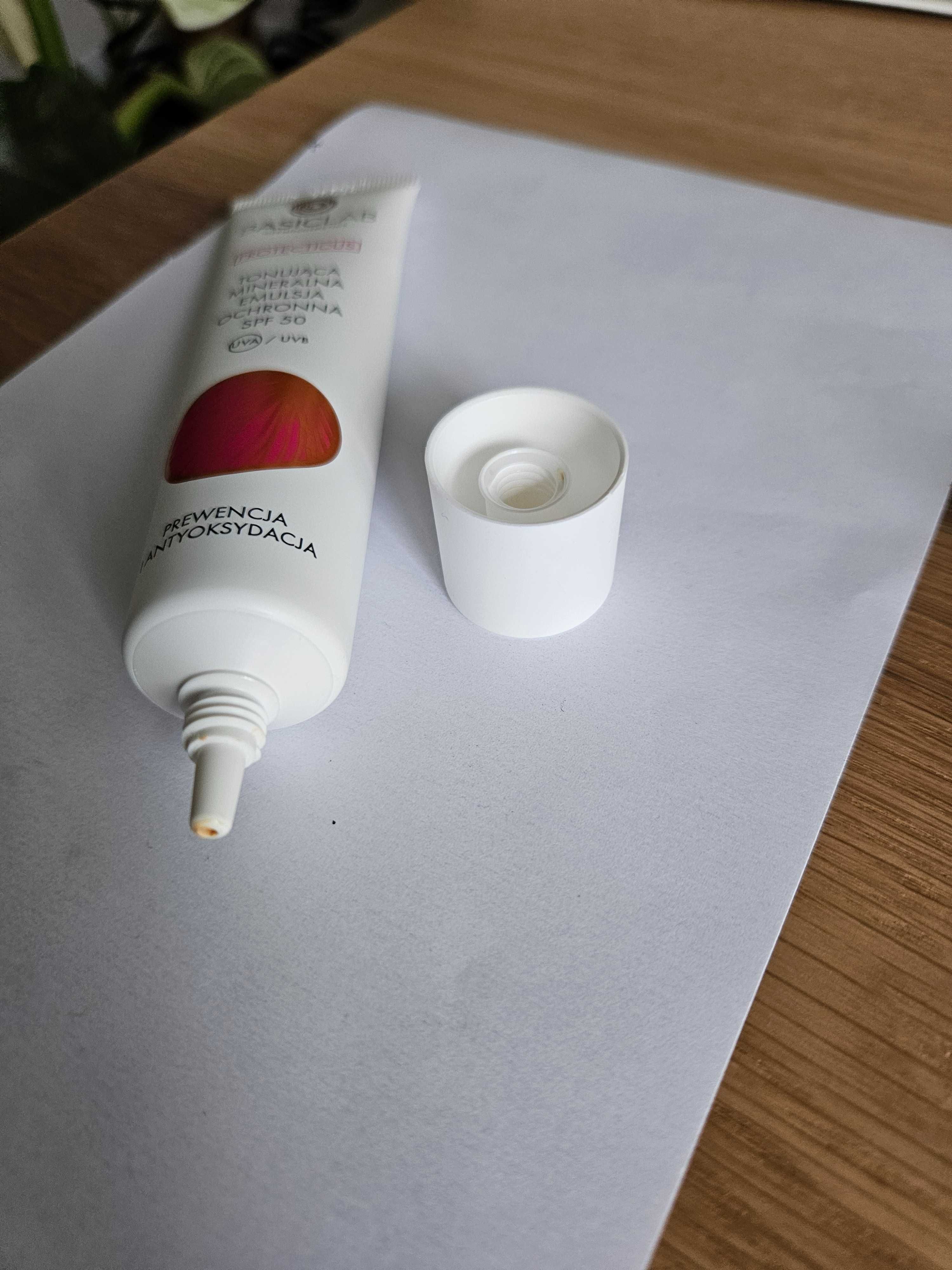 Basiclab Spf50 tonujqca mineralna emulsja ochronna