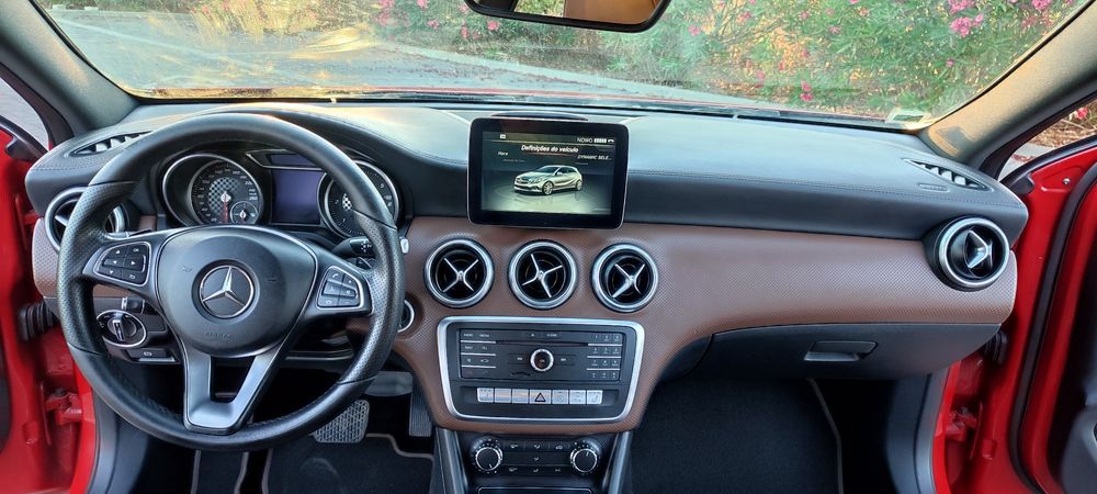 Mercedes A200CDI Automático ANO2016 troco 289€ Mês Garantia