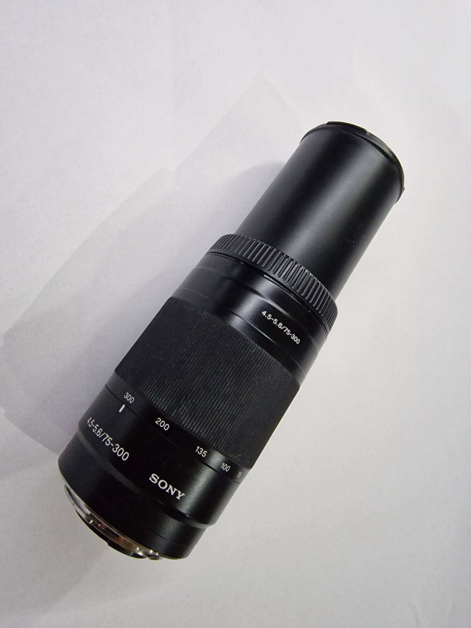 Obiektyw SONY f 4.5-5.6/75-300 mm MACRO