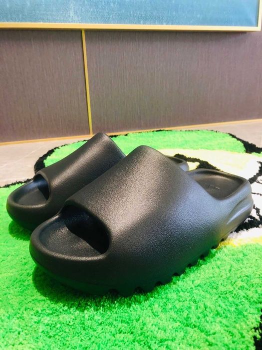 Buty Klapki adidas Yeezy Slide Onyx Rozmiar.39