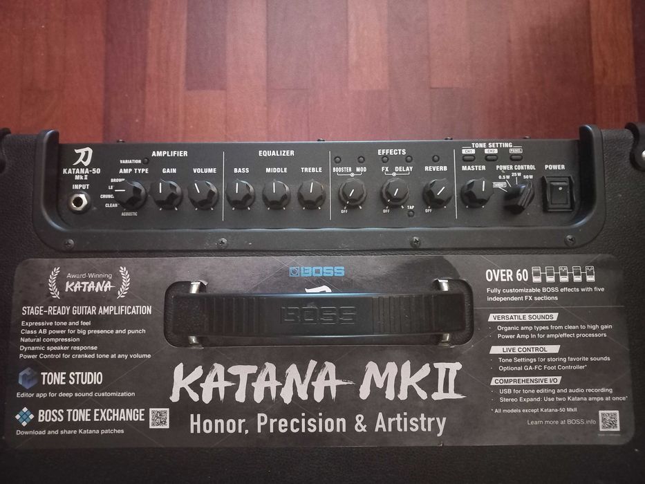 Boss Katana 50 MK2 e Pedaleira Airstep Kat