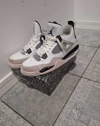 jordan 4 retro Size 38