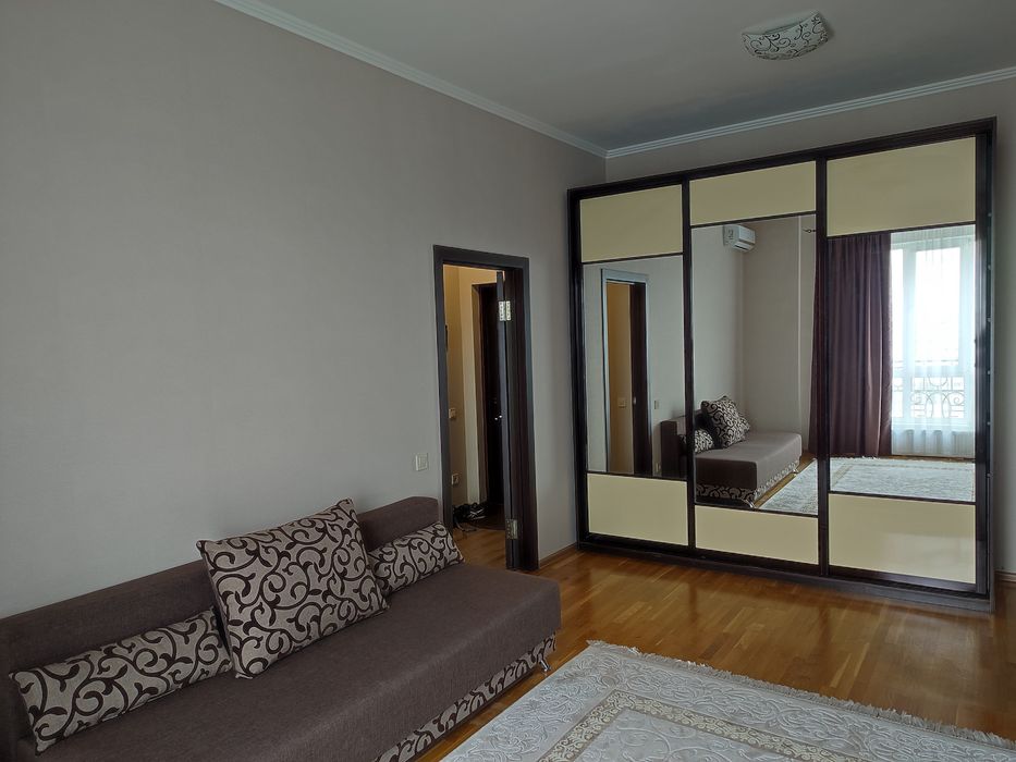 1к, 20 хвилин до метро Берестейська, Сирець