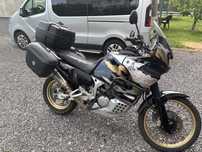 Honda Africa Twin XRV750 rok 1994