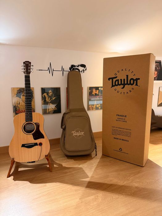 Guitarra Baby Taylor BT-1 Wallnut , full set + extras originais