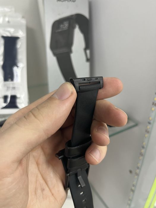 Ремінець Nomad Apple Watch 42 44 45 49 каучук шкіряний чорний сірий