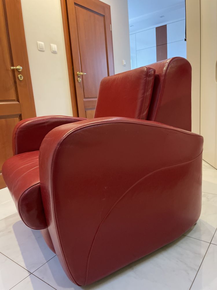 Fotel skorzany czerwony