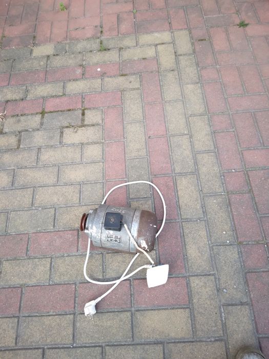 Silnik do betoniarki 0,9kW/230V