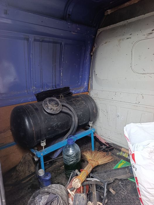 Продаю Соболь 2005