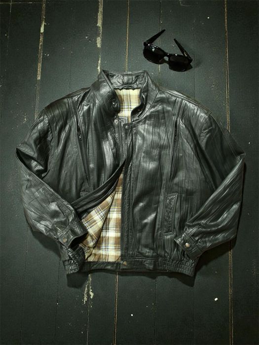 Кожаный бомпер 90-х вайбовый