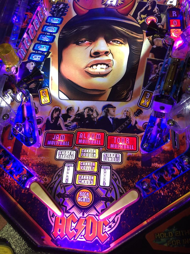 Acdc flipper pinball