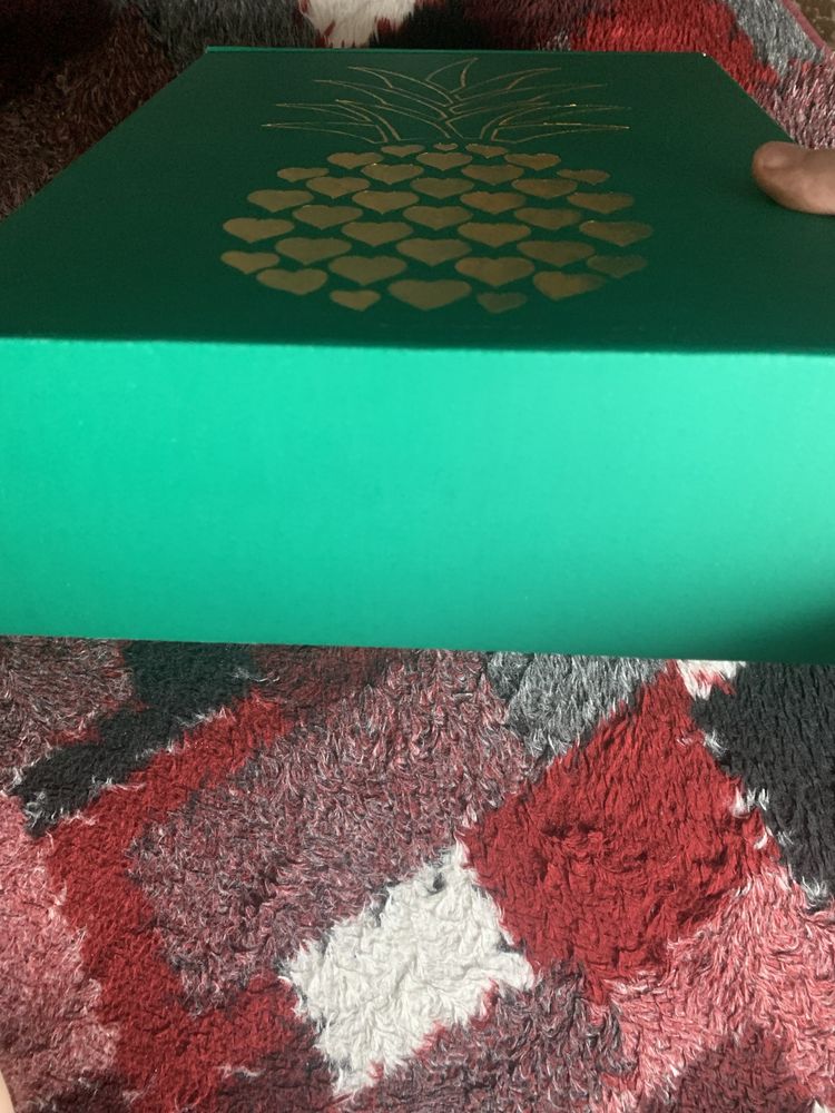 Коробка подарункова