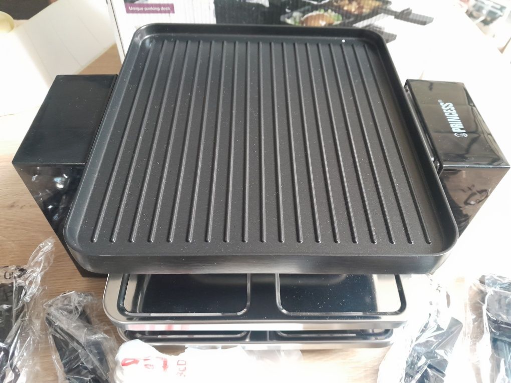 Grill elektryczny Princess piano raclette dla 4 osób 700w 4 patelnie