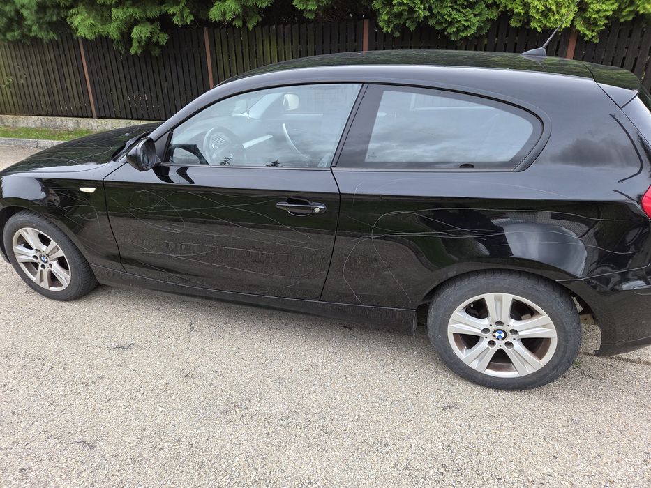 Bmw seri 1 116 2,0 benzyna 2011r.