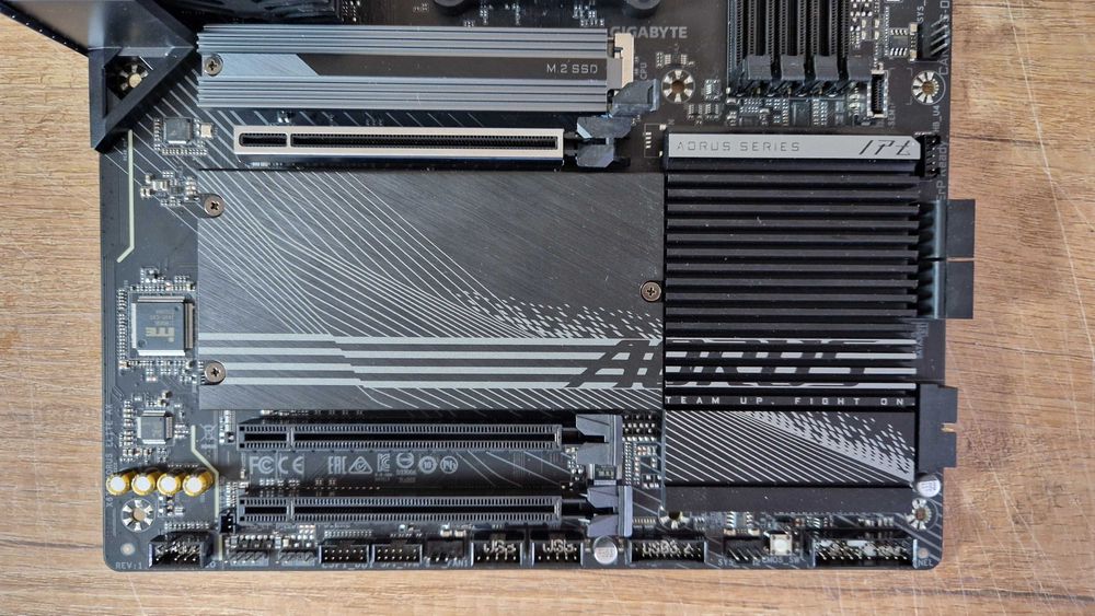 Płyta główna Gigabyte X670 AORUS ELITE AX AM5 DDR5 box gwarancj 514641