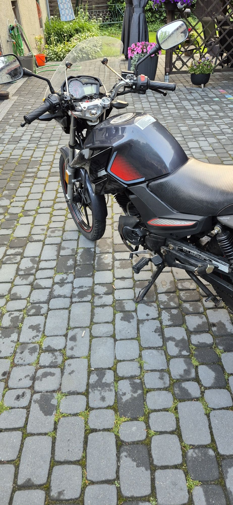 Motocykl Benyco NKD 125 turystyczny/ Barton