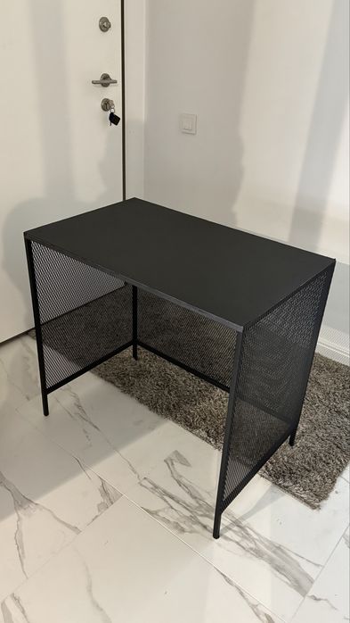 Czarne metalowe biurko loft, industrialne, ręcznie wykonane