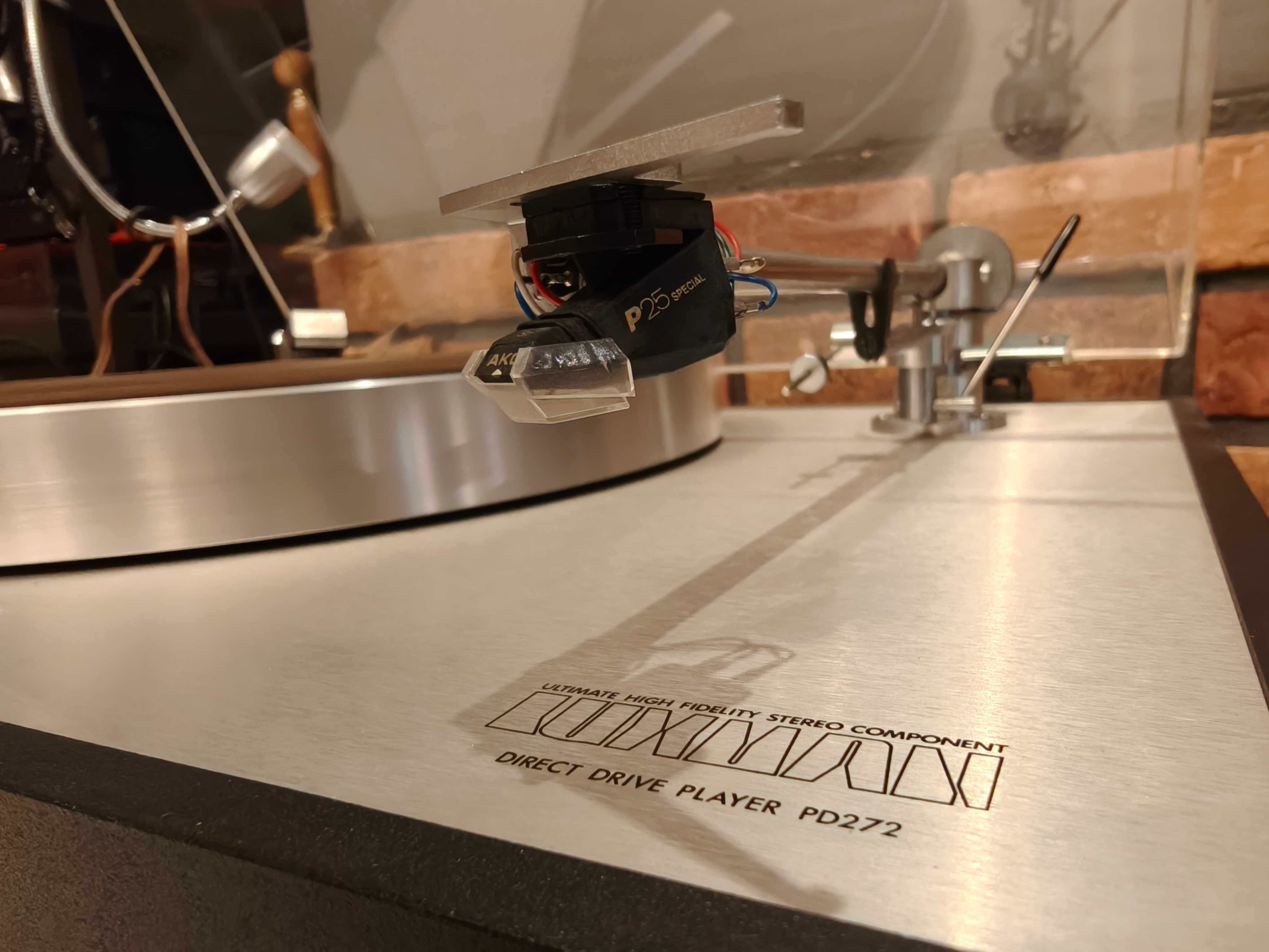LUXMAN PD-272 ! Audiofilski gramofon direct drive ! AKG P25 SPECIAL