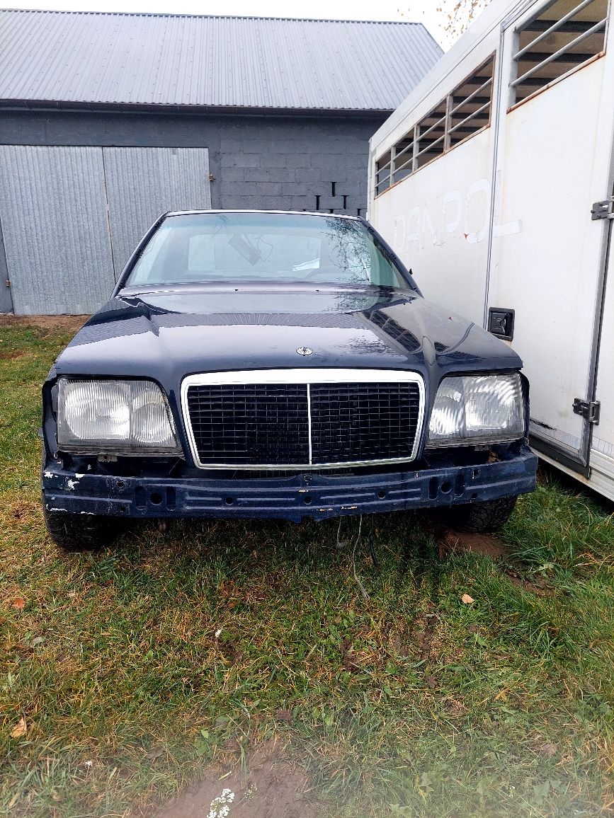 Mercedes W124 2,3L Coupe. Karoseria, skrzynia, silnik