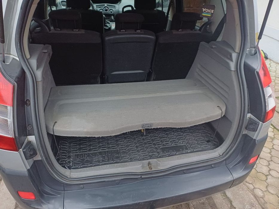 Продаю Renault Megane Scenic II, 2005 року, 1.6 бензин