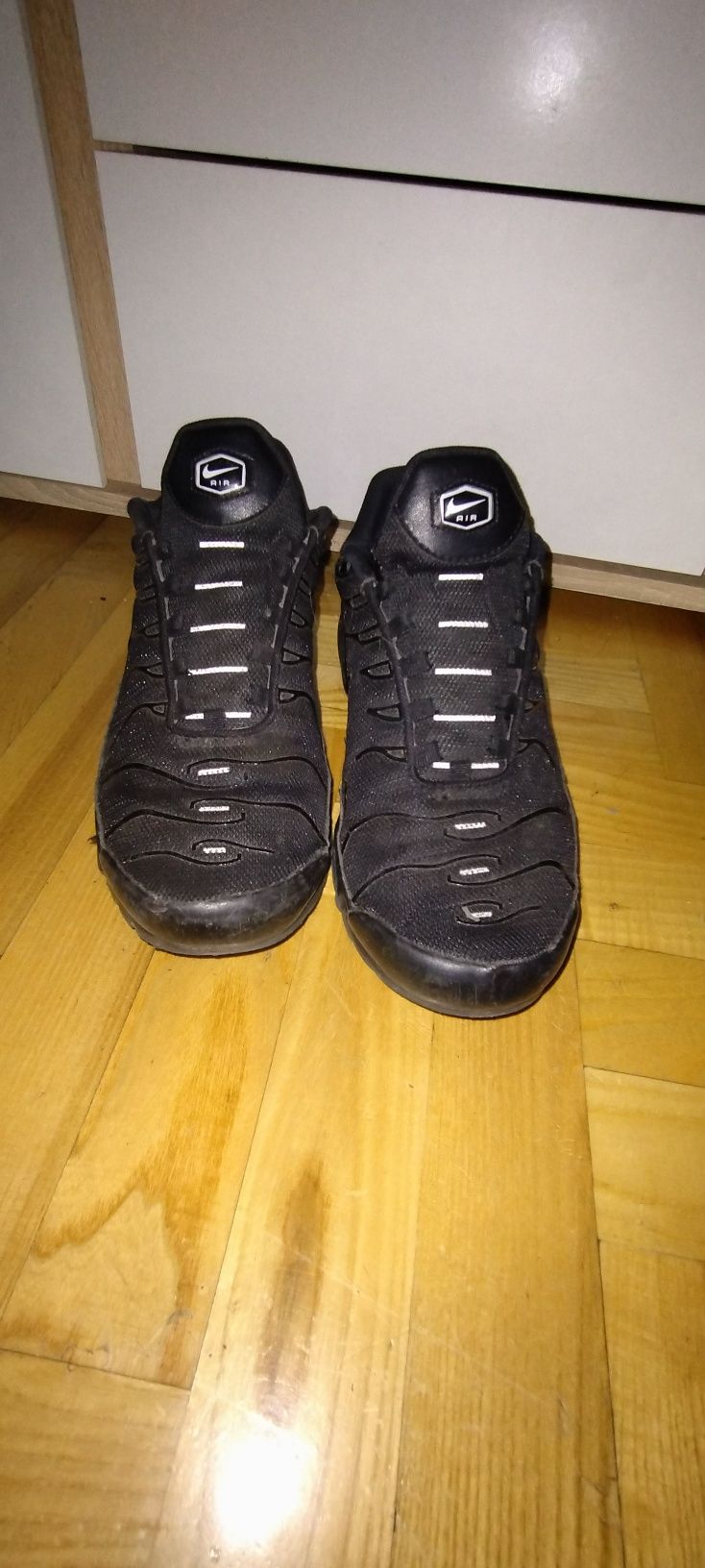 Nike tn w dobrym stanie dorzucam nowe czarne sznurówki
