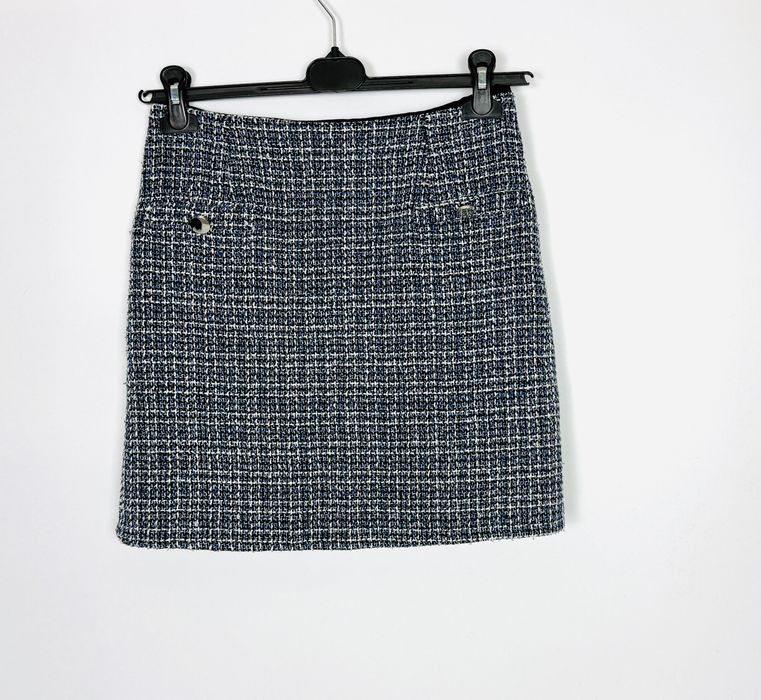 Spódnica mini z tkaniny boucle S 36