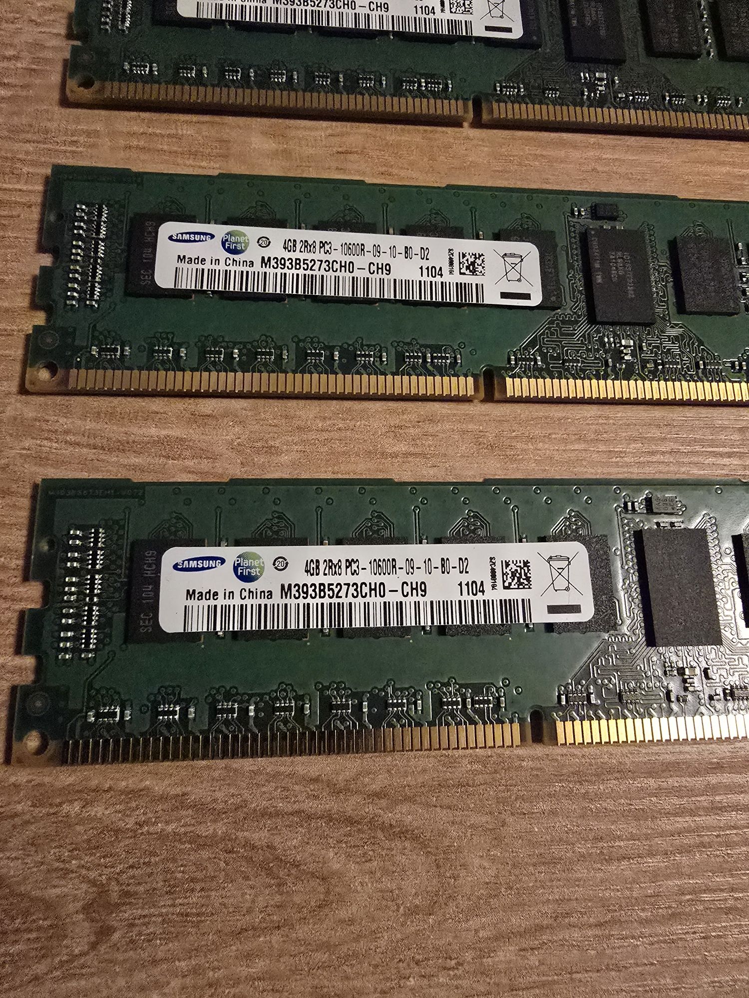 Pamięć DDR3 4GB PC3-10600R 2Rx8 M393B5273CH0-CH9