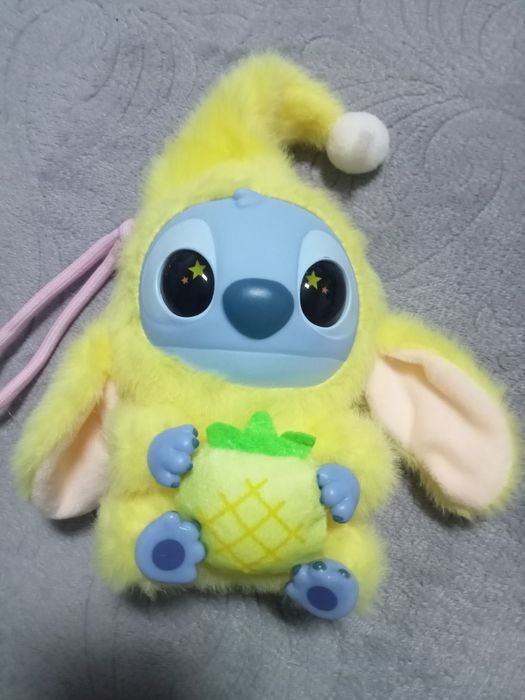 Стіч - брелок Лабубу