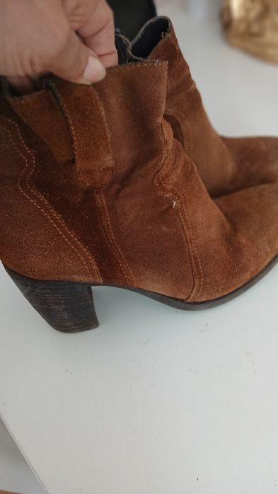 Botins camurça pele da cubanas