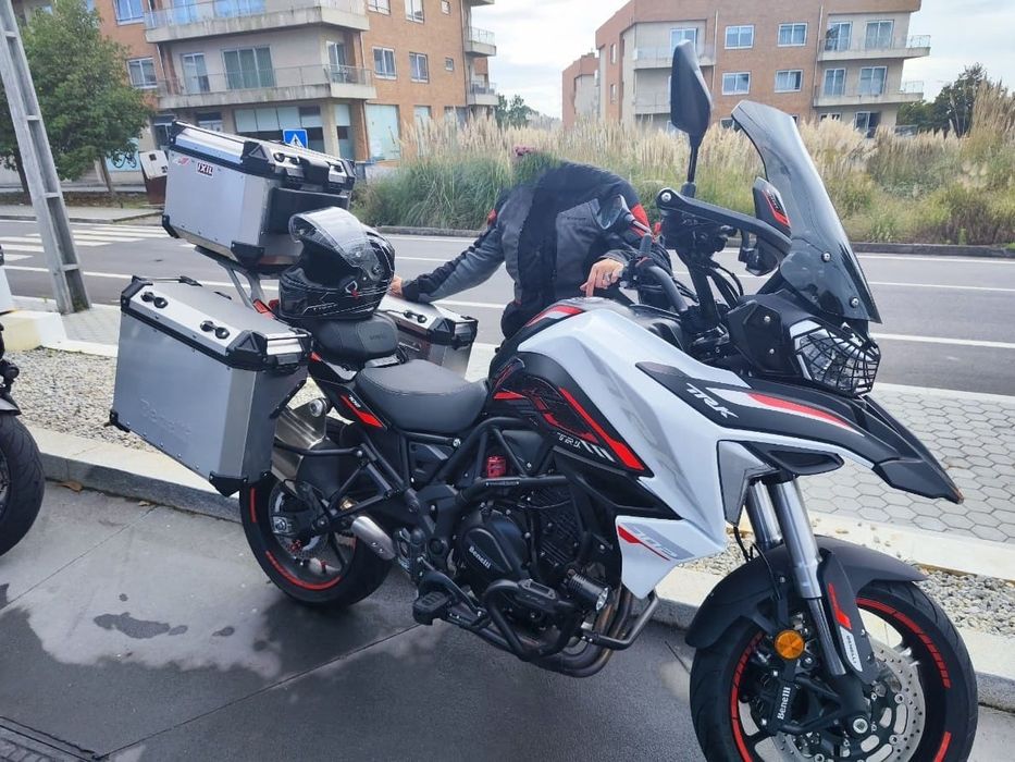 Benelli Trk 702 como nova