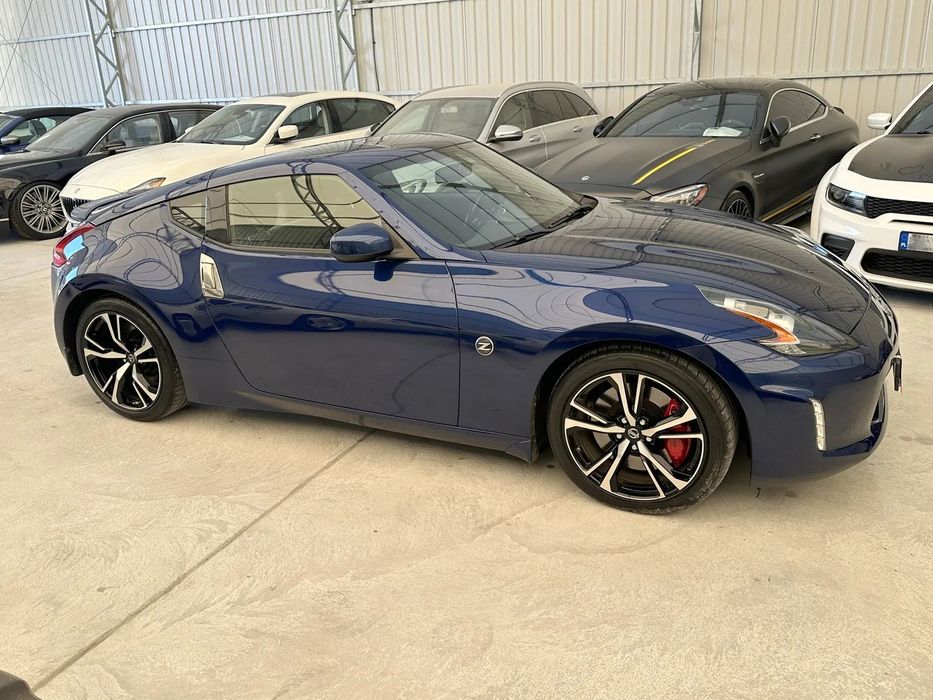 Nissan 370 Z 370 Z 4.0 BENZ 344 KM 2019r Warszawa