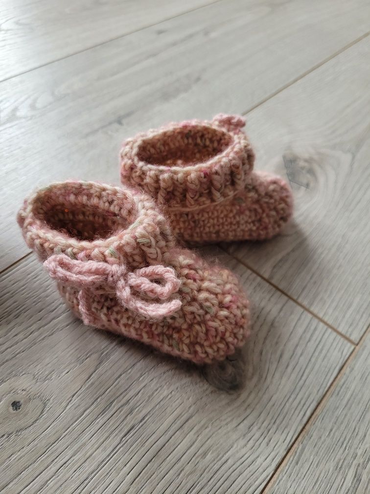 Buciki Handmade kapcie wełniane niechodki 9 cm