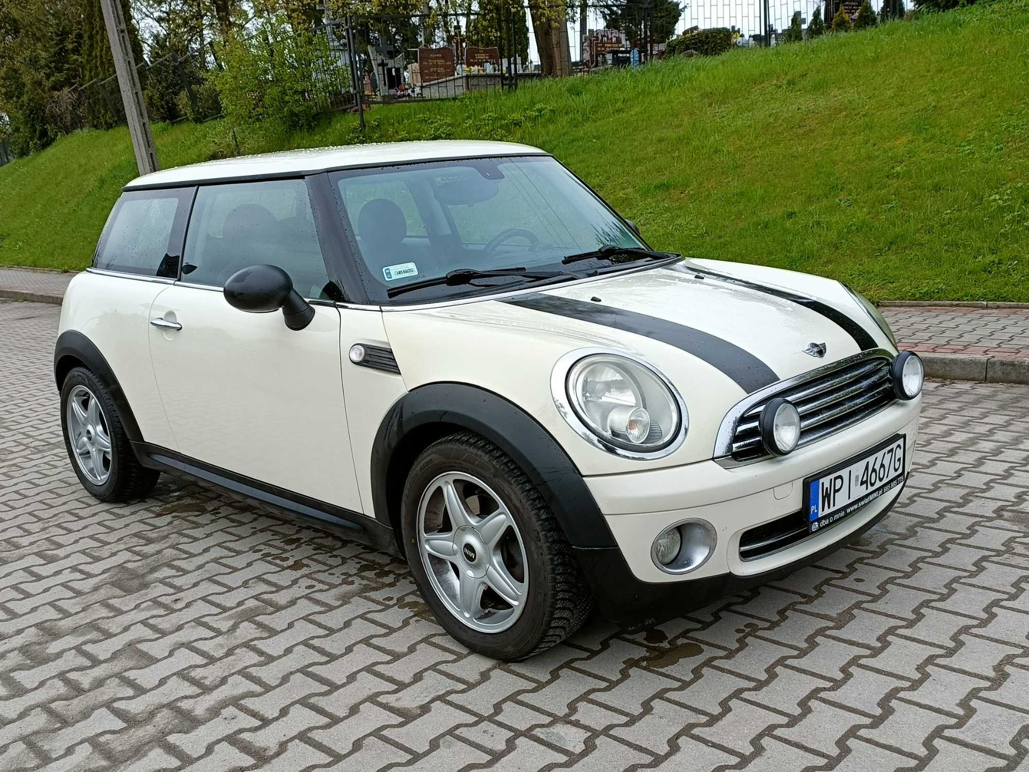 Mini One 1.6 benzyna