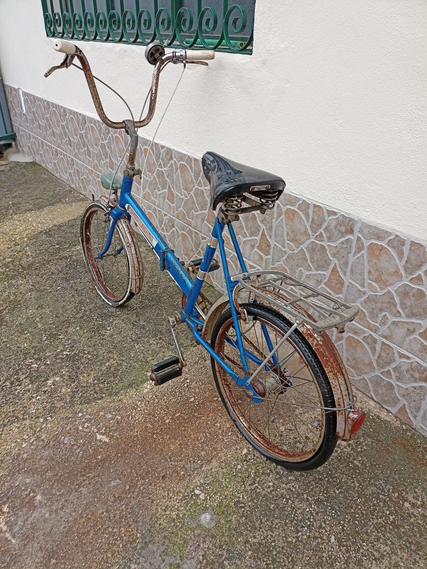 Bicicleta antiga