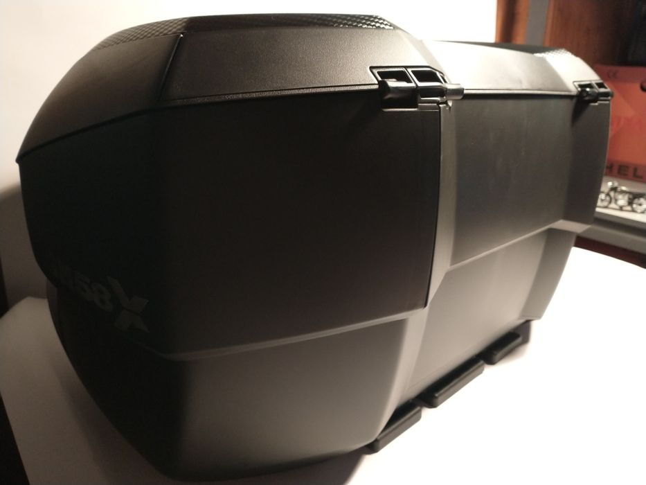 Kufer SHAD SH58X Carbon z płytą, na dwa kaski, regulowana pojemność FV