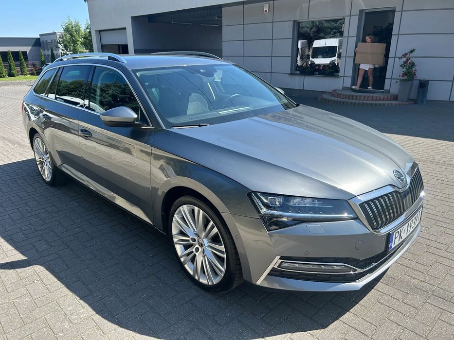 Skoda Superb Stan Idealny.B Bogate wyposażenie.Przebieg tylko 47 Tyś. 2.0 TSI DSG.