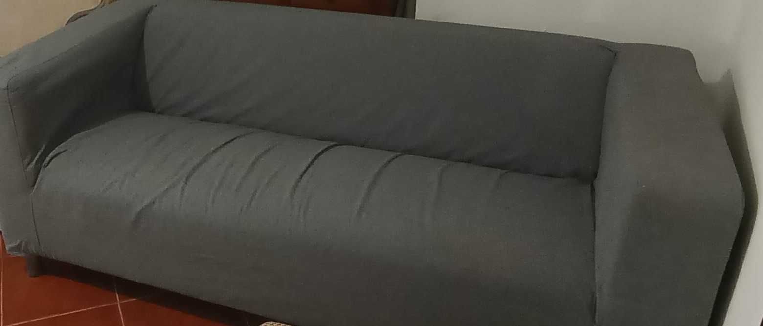 Sofá Klippan Ikea cinza