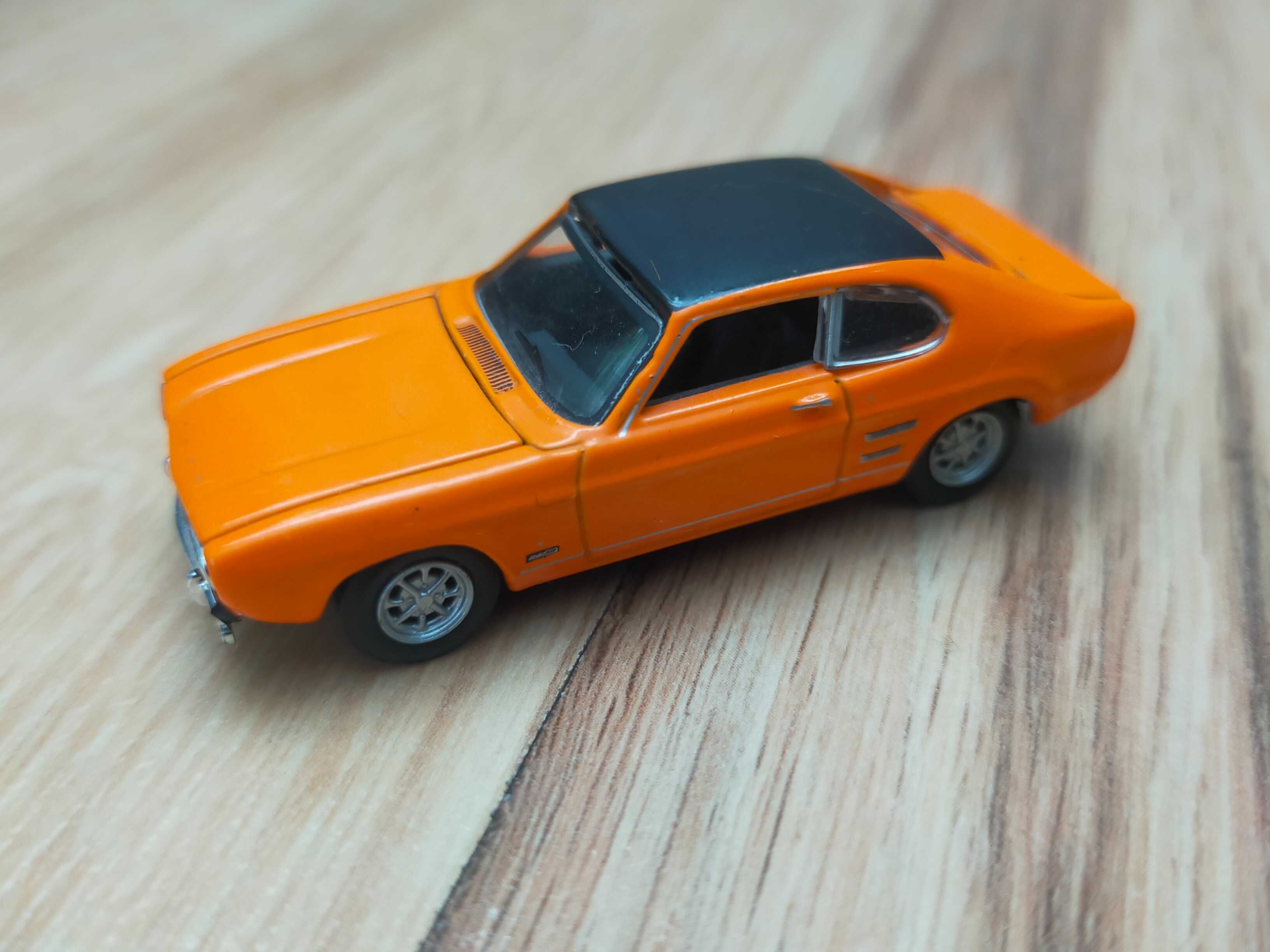 FORD Capri model metalowy hongwell cararama