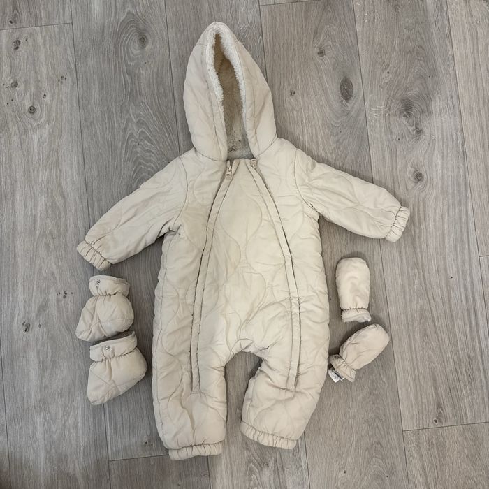 Зимовий комбінезон Zara 80 розмір( маломірить)