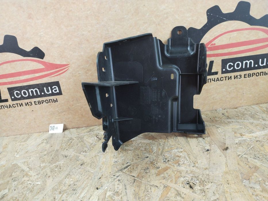 Ford Puma MK2 2019- Кронштейн крепление заднего бампера левая