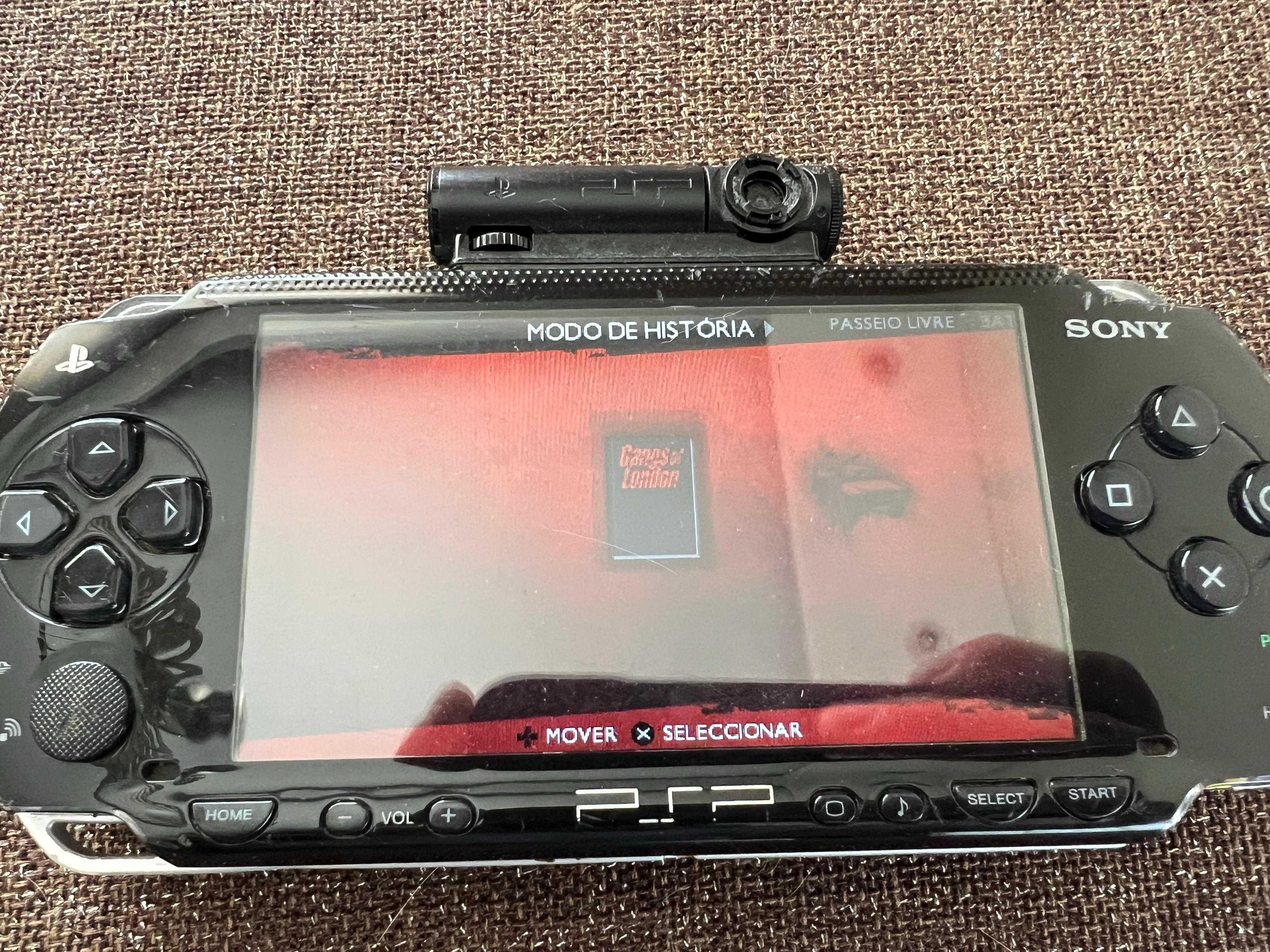 PSP com Carregador Original e Câmara PSP Eye