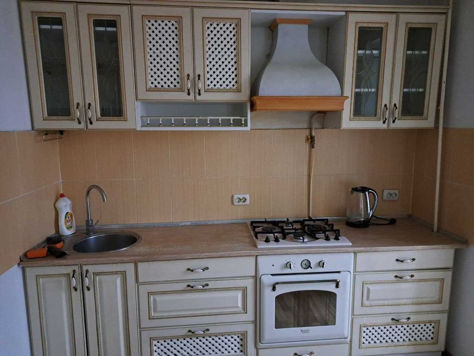 Однокімнатна на Таїрово/Шкільний