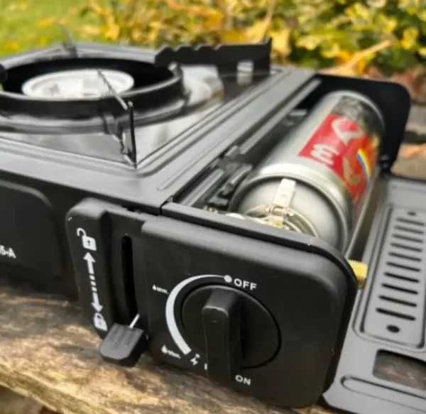 Портативна газова плита з п'єзопідпалом в кейсі/Автомагнітола з USB