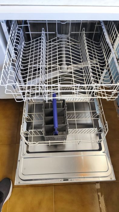 Maquina lavar loiça BEKO