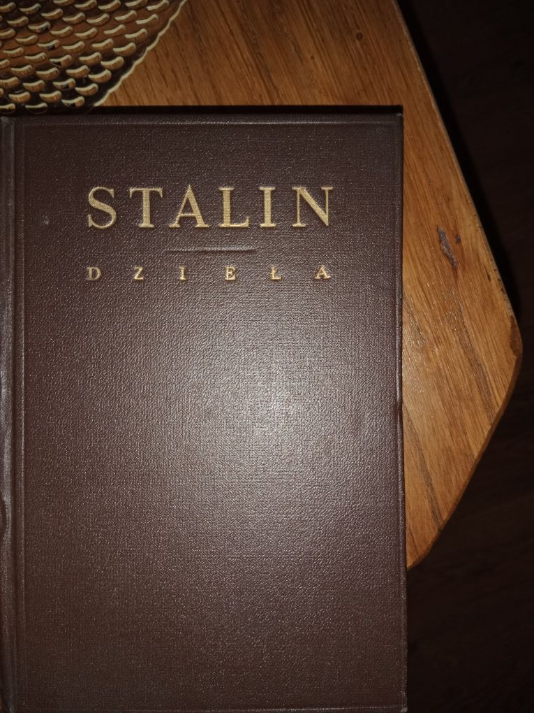 Stalin dzieła książka