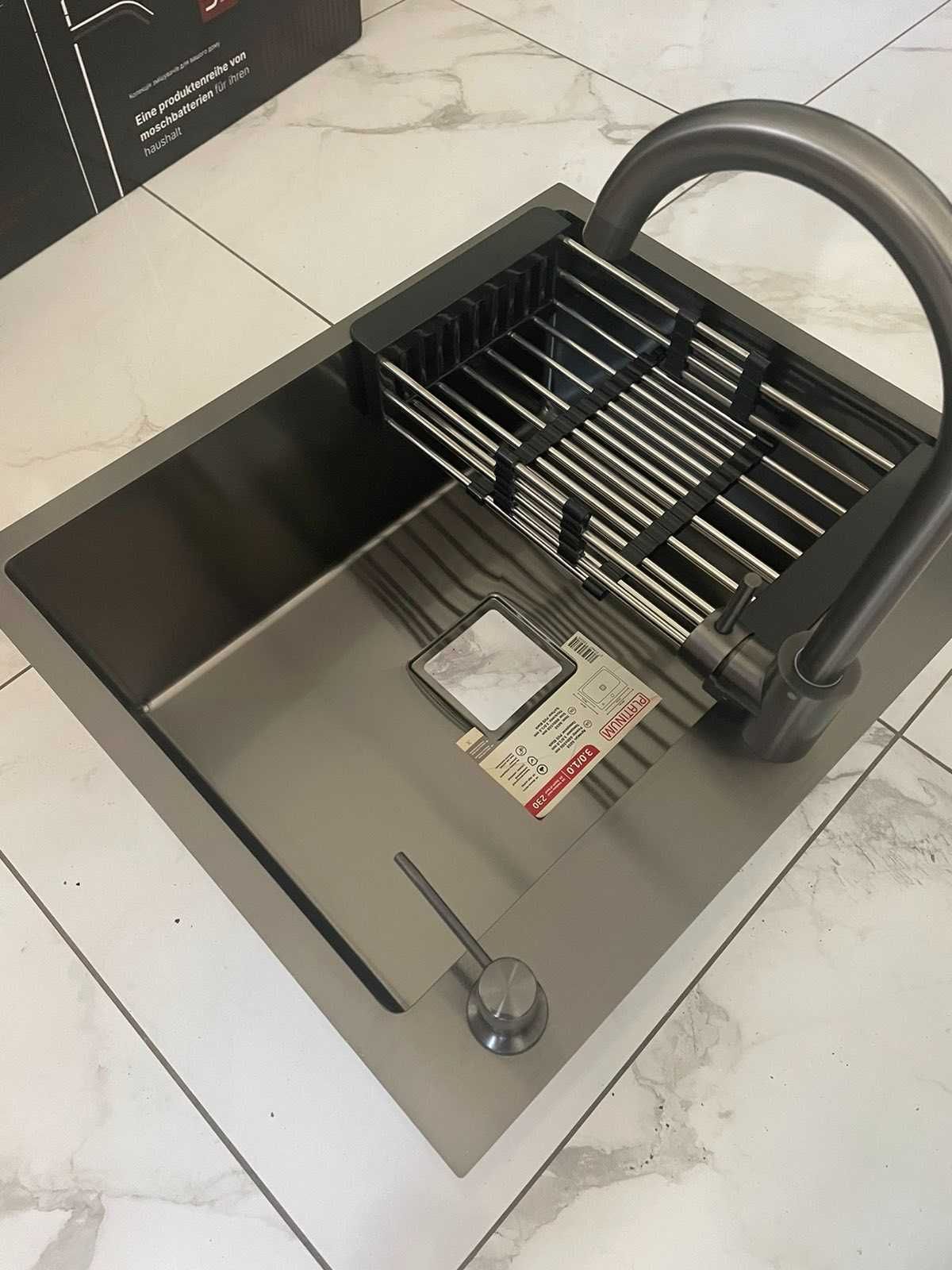 Мийка кухонна Platinum Handmade 6050 PVD чорна 30/10 мм зі змішувачем