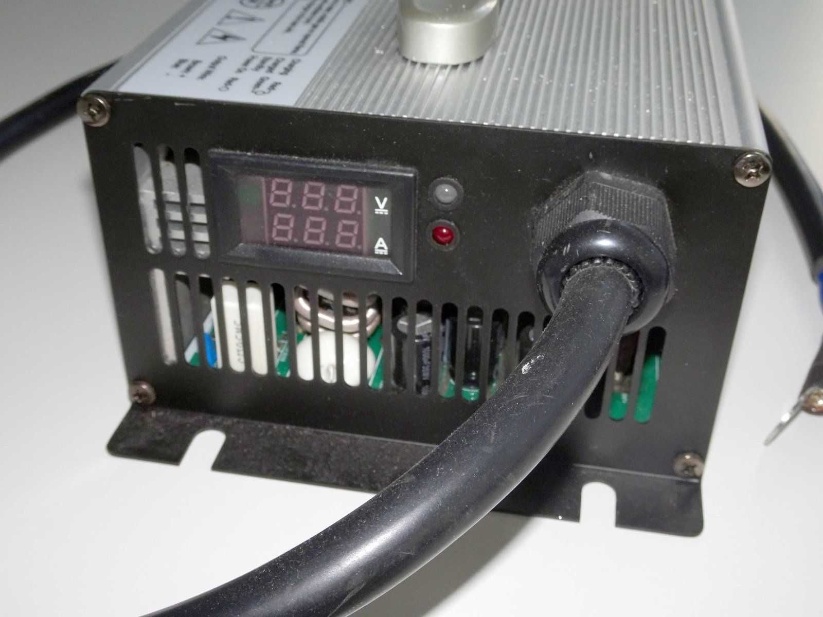 Зарядний пристрій Charger LiFePo4 акумулятор 8S, 29.2 Volt, 35A UY1200